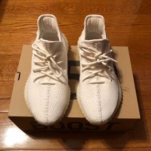 Size 9.5 - adidas Yeezy Boost 350 V2 Cream White